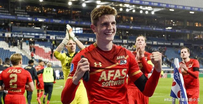 关于法甲倒计时；埃因霍温赛前豪取连胜；细节引发关注；更衣室稳定；赛程密集仍需轮换的信息